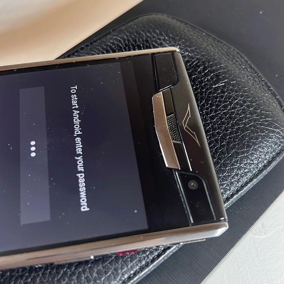 🇬🇧 Vertu Signature Touch Phone Handmade in England - Picture 7 of 17